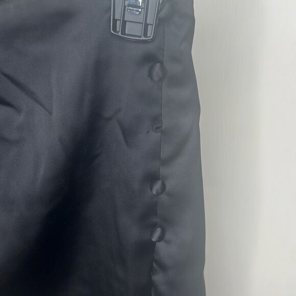 Princess Polly Chakira Black Mini Skirt Nwot Size 2 needs button - Picture 3 of 9